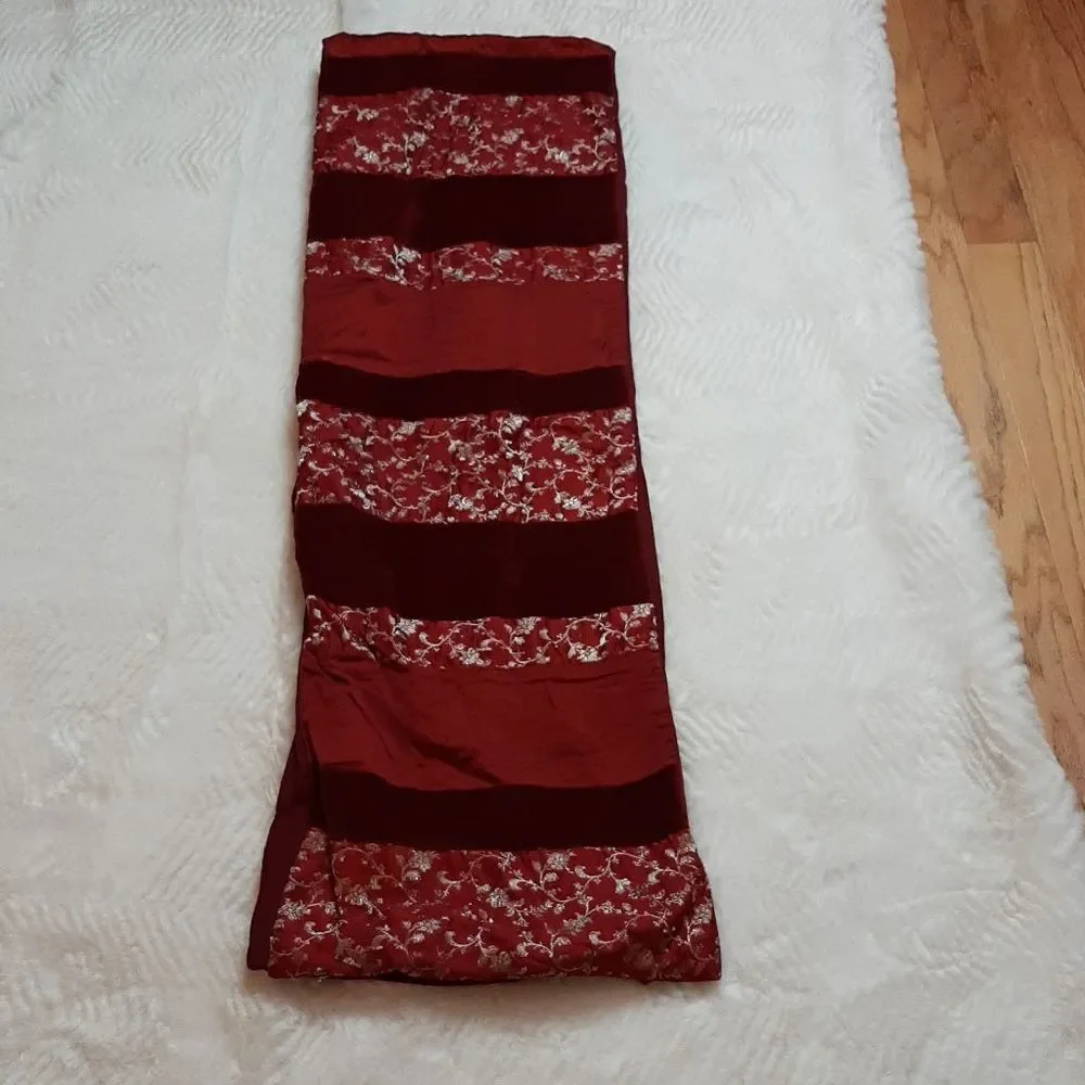 Crate & Barrel Christmas Red Velour‎ Gold Engraved Holly Table Runner 90 L